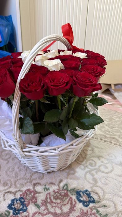 Цветы 51 роза за 10к