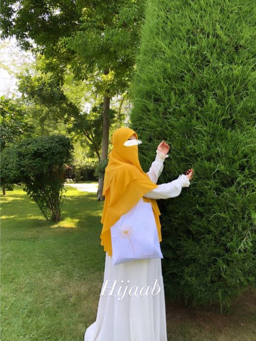 В наличии платье