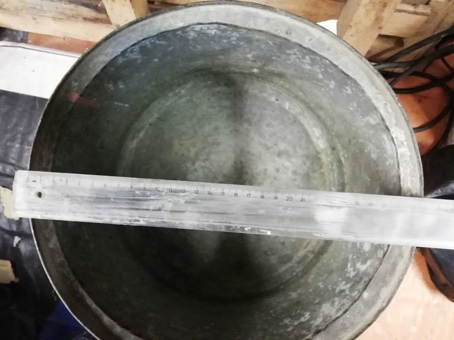 старинни медни старинни съдове /котли/