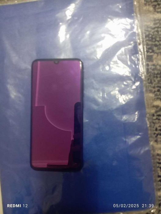 Redmi Note 8 Xotira 64/4 Holati: ideal shikast yetgan joylari yoʻq