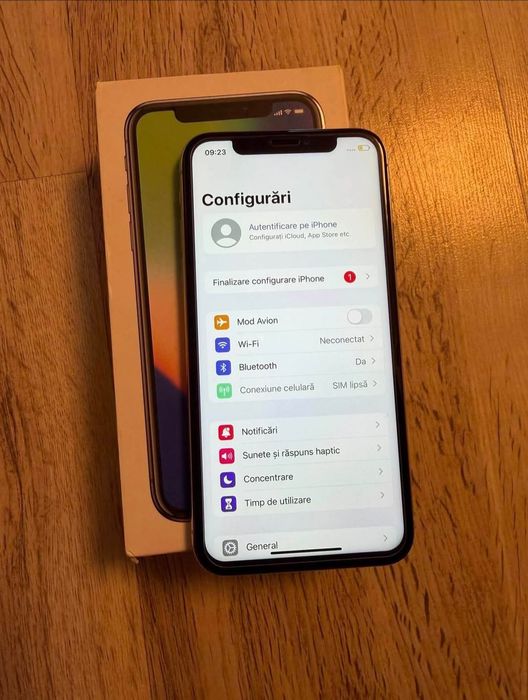 Vând iphone Xs  white