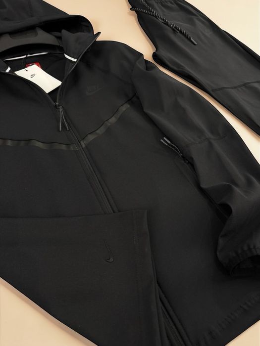 Nike Tech Fleece Woven trening set negru L  XL