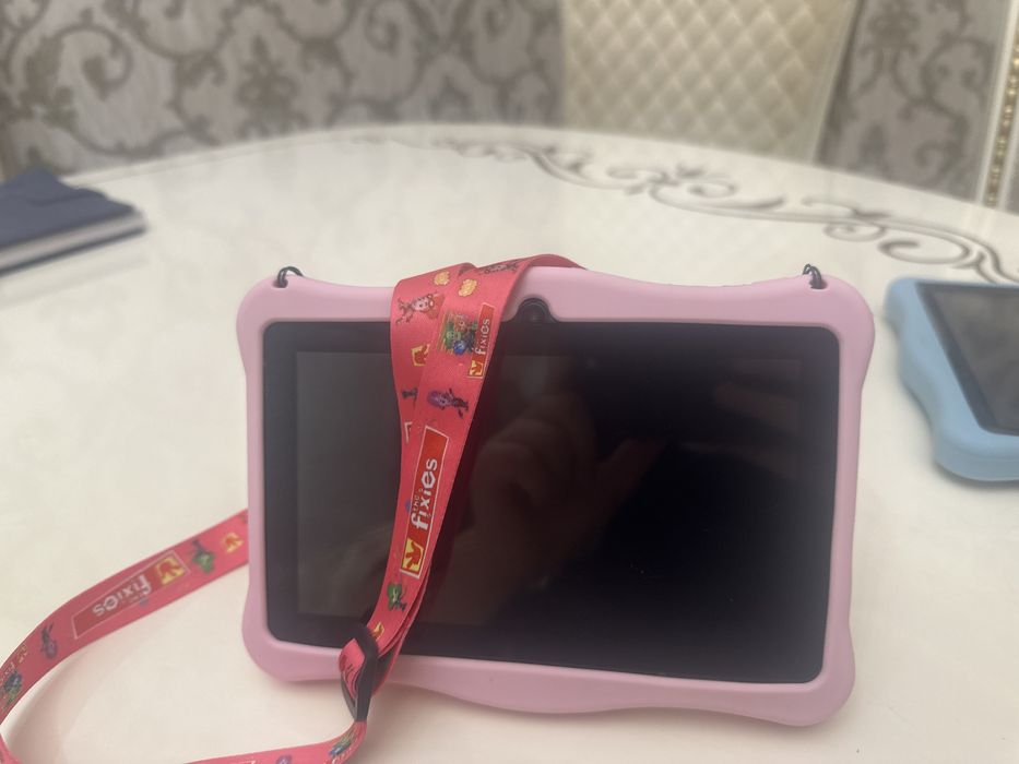 Продаю Ipad для детей  б/у