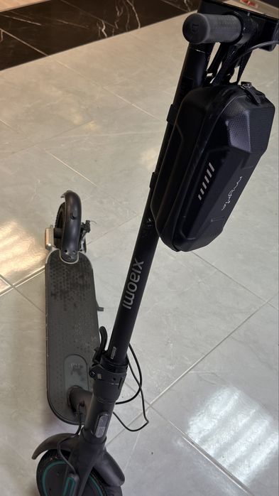 Trotineta electrica Xiaomi Pro 2 Mercedes-AMG  Petronas softata