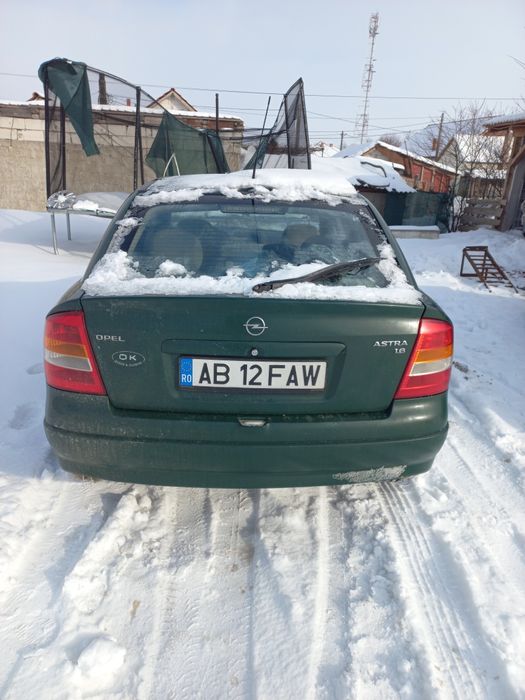 Vand sau schimb opel astra g cc 1.6