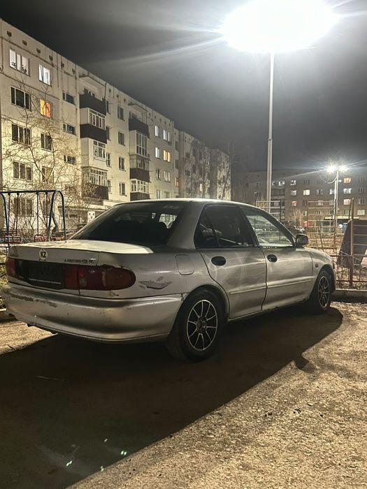 Mitsubishi lanser 1993г