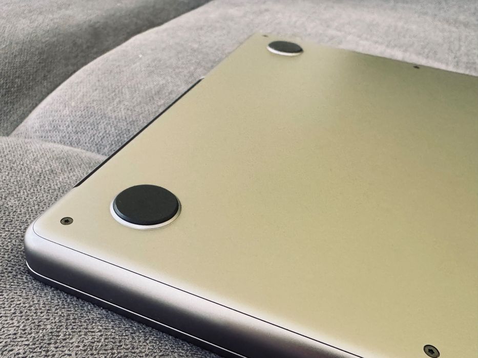 MacBook Pro 14” M2. 16gb. 512gb