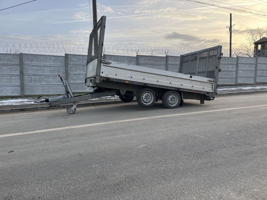 Vand remorca -triler ,utilaj