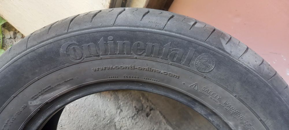 Продам резина в среднем состоянии