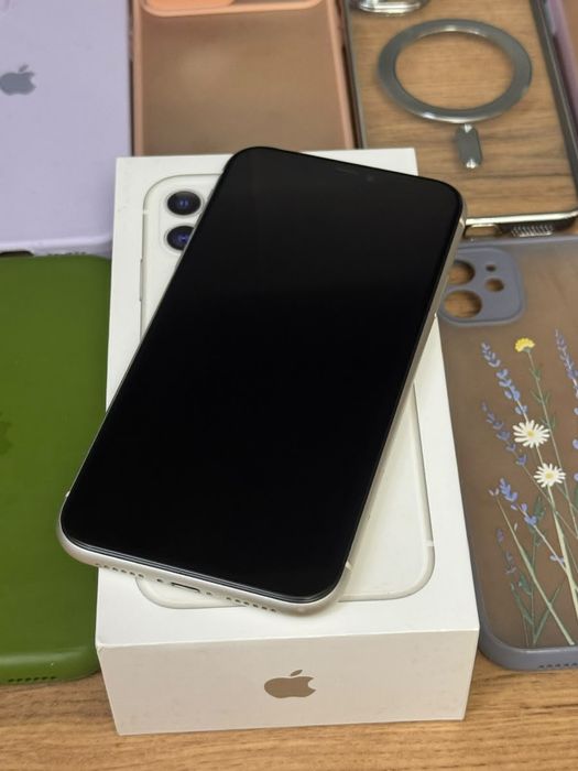 Iphone 11  128 gb новый