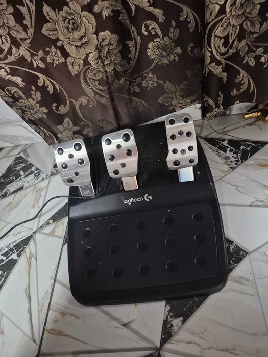 Волан с педали Logitech g29