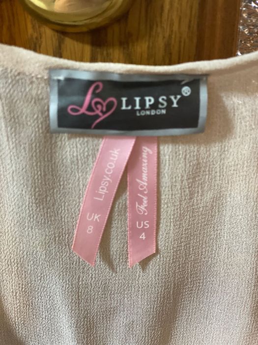 Top cu paiete Lipsy marimea s