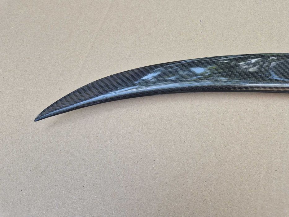 Eleron portbagaj BMW F10 model M5 cu fibra de carbon