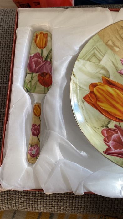 Продам тарелку для десертов