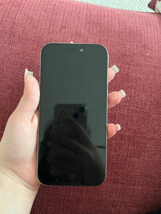 Iphone 15 pro 256/82%