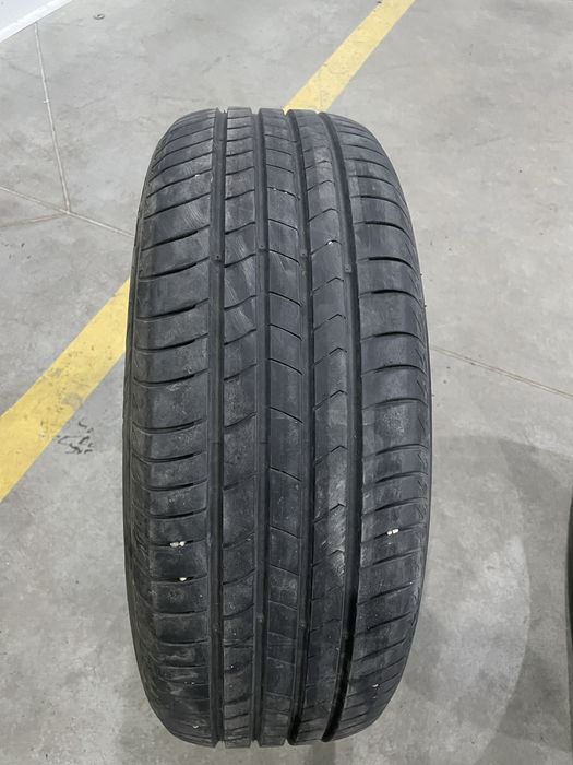 Продам летнюю резину.