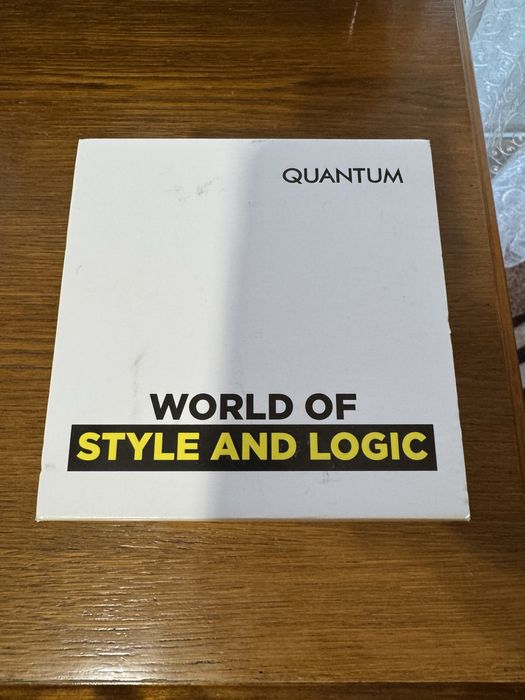 Продавам мъжки часовник Quantum