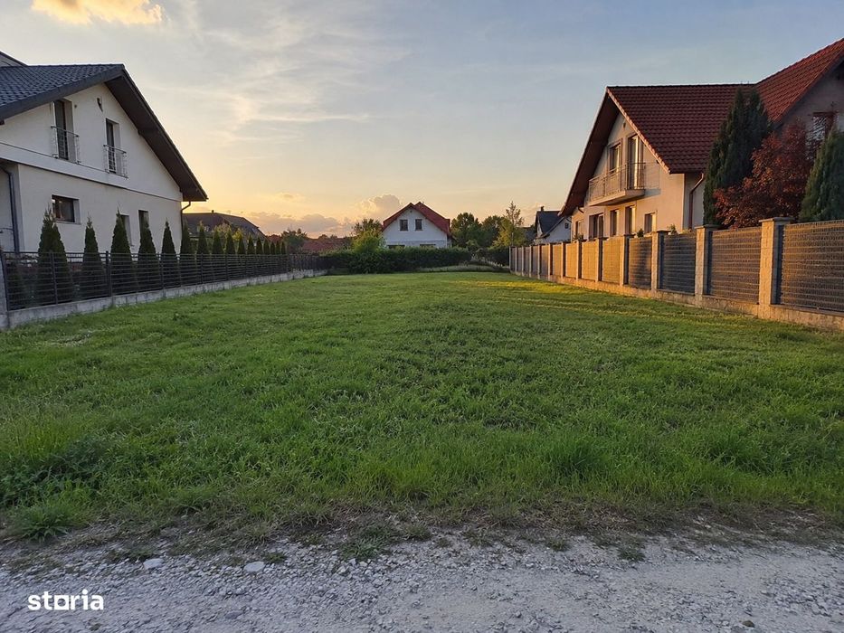Se vinde teren intravilan 20 ari str romeo calancea burdujeni suceava