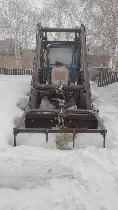 Стогомет на базе МТЗ-80.Двигатель новый.