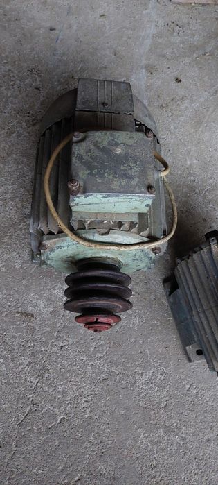 Motoare de vanzare