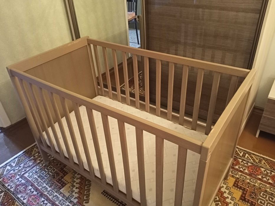 Манеж детский с матрасом