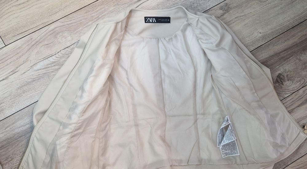 Вталено кожено яке Zara, размер М