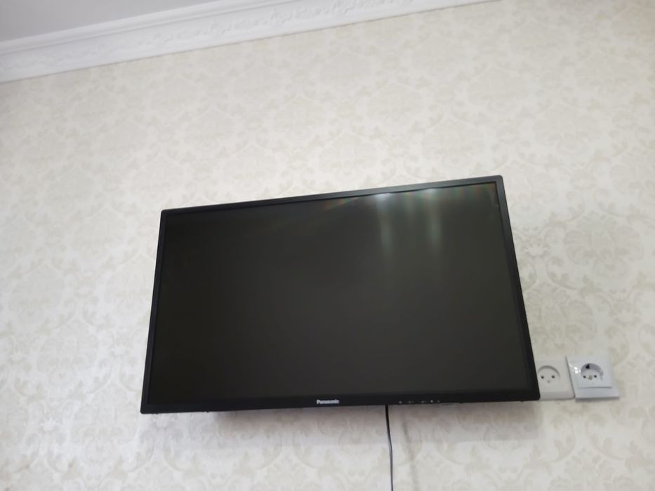 Продам телевизор Panasonic, 81 см
