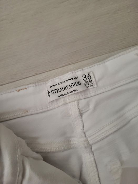 Бели дънки , скини, Stradivarius, 36 номер