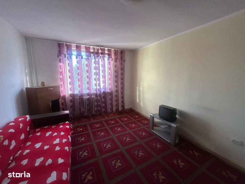 De Vânzare – Apartament 3 Camere, Decomandat – Aleeа Aurorei