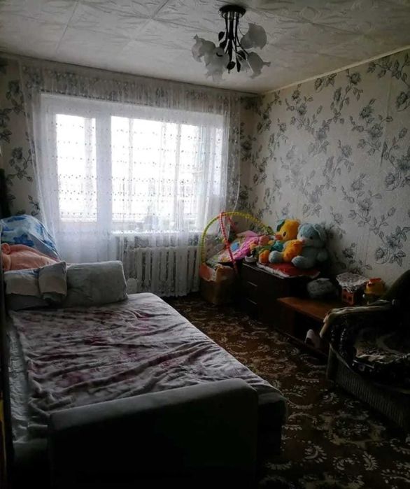 Продается 2 ком квартира мкр Строитель