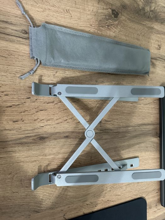 Продам подставку для ноутбука