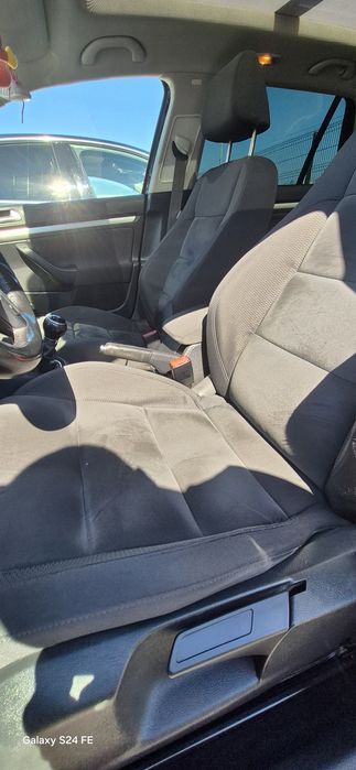 VOLKSWAGEN Golf 2010 — imagine 5