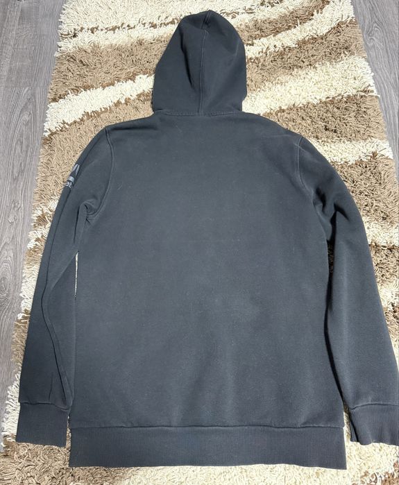 Горнище на Reebok