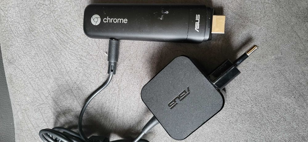 ASUS Chromebit CS10 16GB eMMC 2GB LPDDR3 PC Stick fuctional
