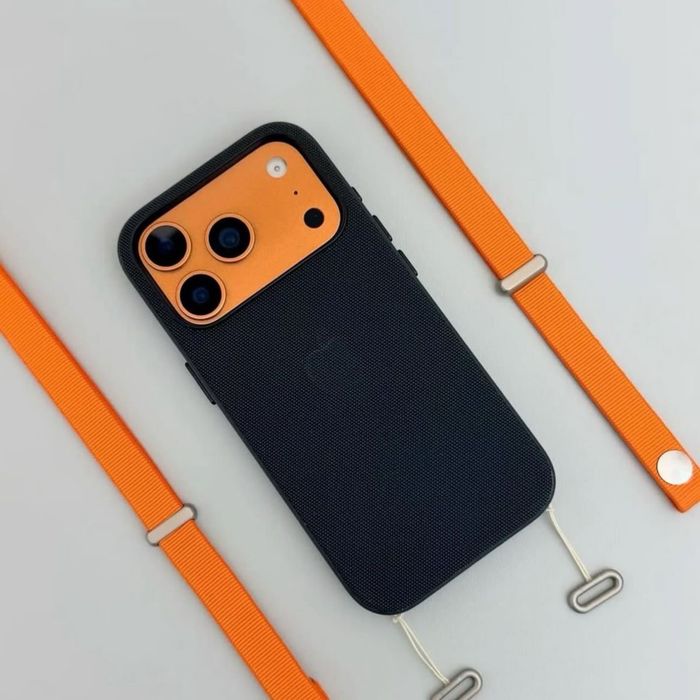 КОМБО: Techwoven калъф с лого + връзка Crossbody Strap за iPhone 17 Pro и 17 Pro Max