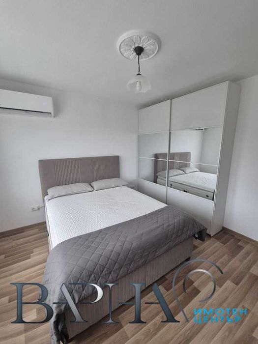 Дава се под наем Двустаен апартамент в Варна, Център - 62 кв.м за 428.91 € - Снимка #7