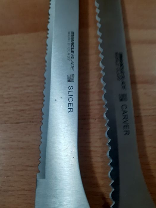 Set 8 cuțite pentru vanatoare