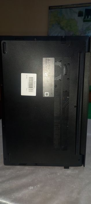 Yangi noutbuk Lenevo sotiladi.