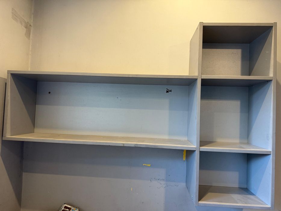 Продам гарнитур в детскую комнату