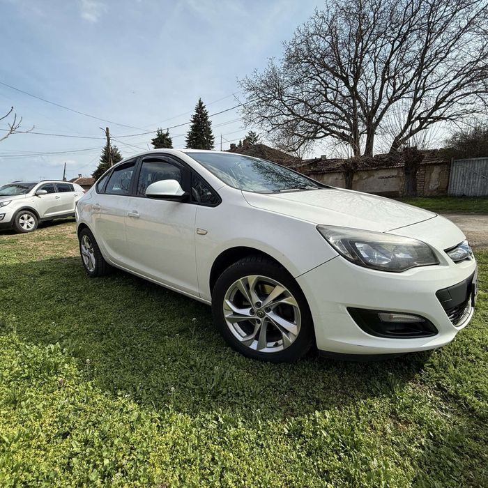 Opel Astra 1.6 cdti