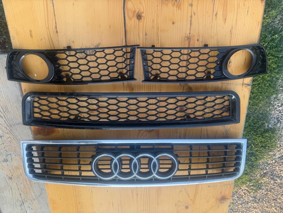 Grile tip fagure pentru Audi A4 B6