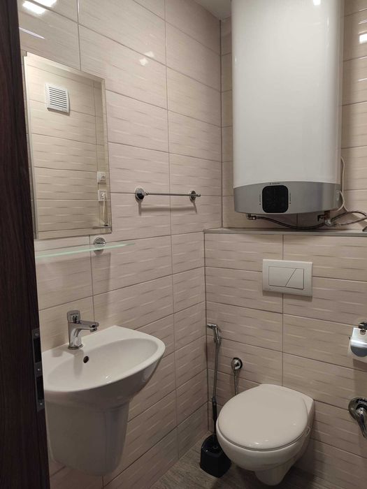 Дава се под наем Тристаен апартамент в Пловдив, Кючук Париж - 85 кв.м за 612 € - Снимка #8