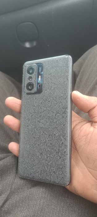 Xiomi 11 t.  Pro 5 j sotiladi adme bor yaxshi tel busa
