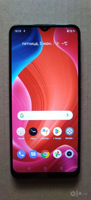 Продаётся телефон Realme C21Y