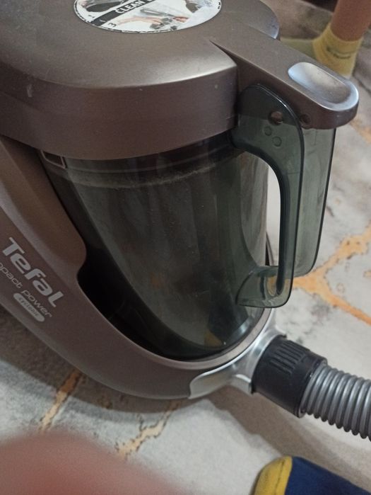 Пылесос Тефаль в отличном состоянии