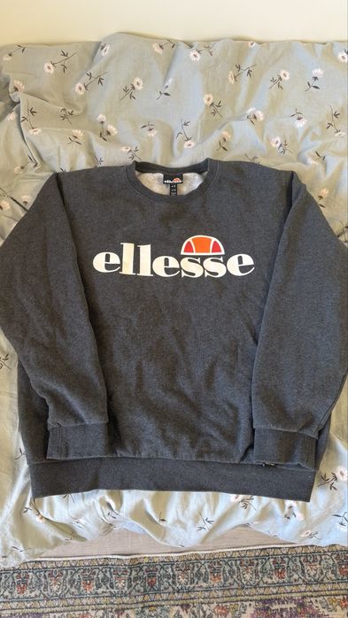 Чисто нов тъмносив суичър / блуза Ellesse – размер M/L