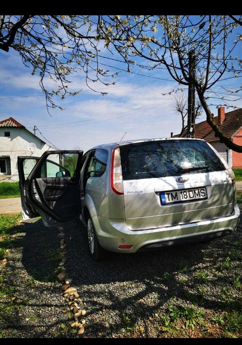 FORD Focus 2010 — imagine 3