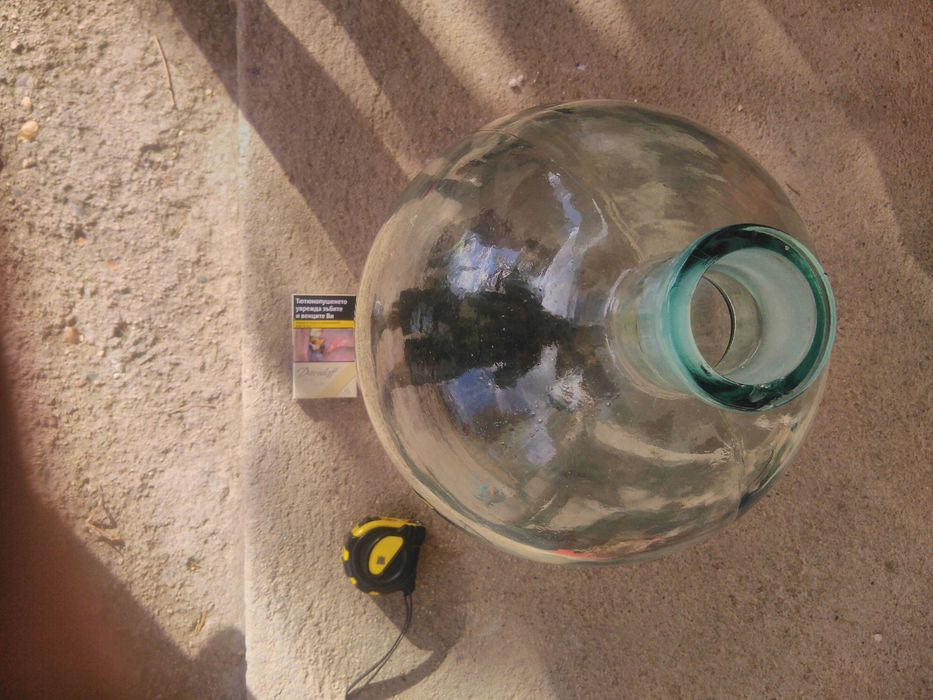 Продавам огромно антикварно аптекарско стъкло