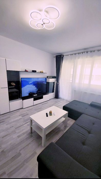 Proprietar , Vând 2 camere decomandat  Rotar Park 2  Metrou