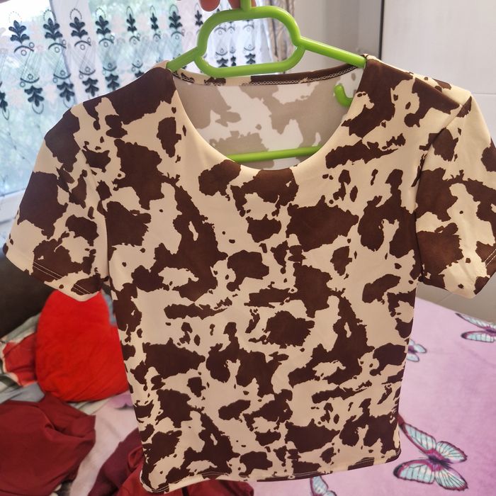 Top damă animal print / cow print trendy, elastic